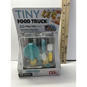 SmartLab Tiny Food Truck STEAM Toy 28 Pieces Mini Kitchen Tools Kids Fun Play